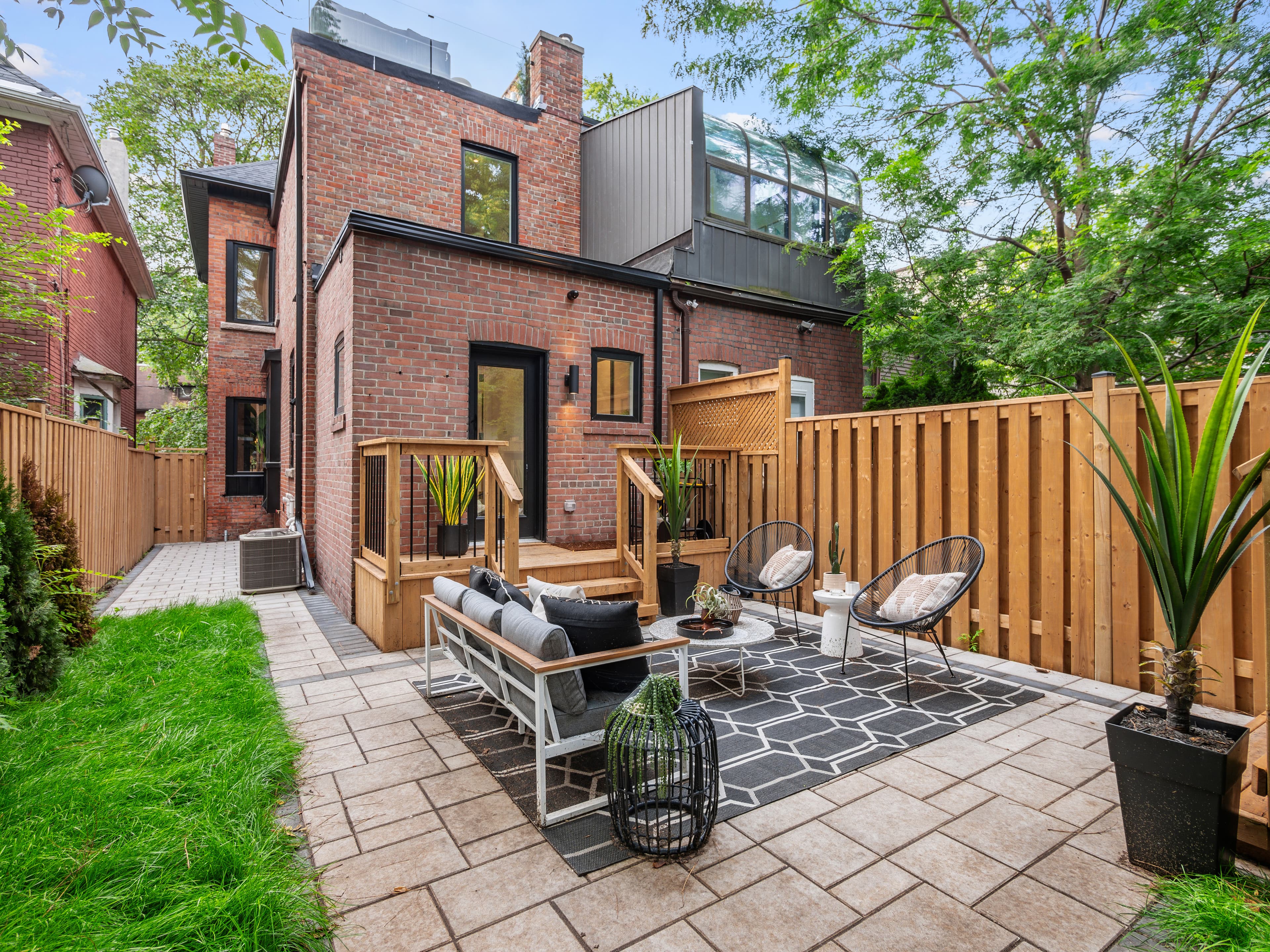 RIV-01 project photo 34